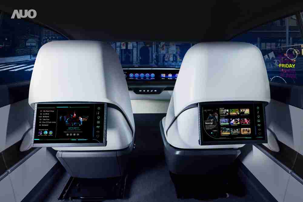 彩霸王新一代Smart Cockpit 2024，，，，以Micro LED先进显示技术优势，，创建〝可卷式后座娱乐显示器〞，，，仅在互动时才显示出所需画面及信息，，，，扩充更丰富的娱乐和交互信息服务，，，获国际奖项荣耀